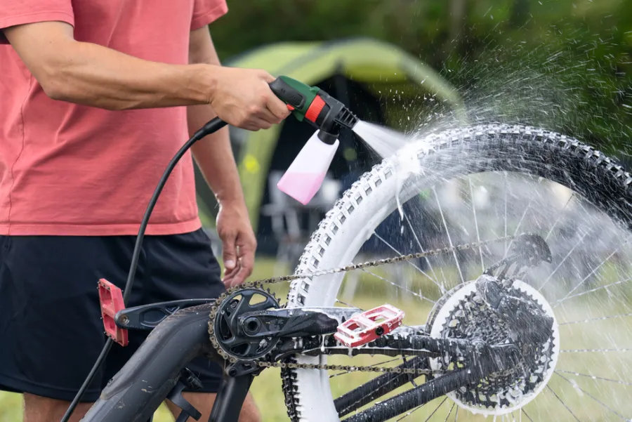 Sale Bosch Fontus 18V-6 høytrykkspyler 2,0 Ah