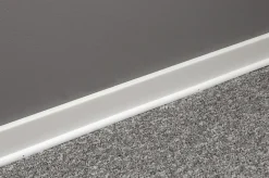 Hot Hornbaek Feielist plast hvit – 10 x 16 x 3000 mm