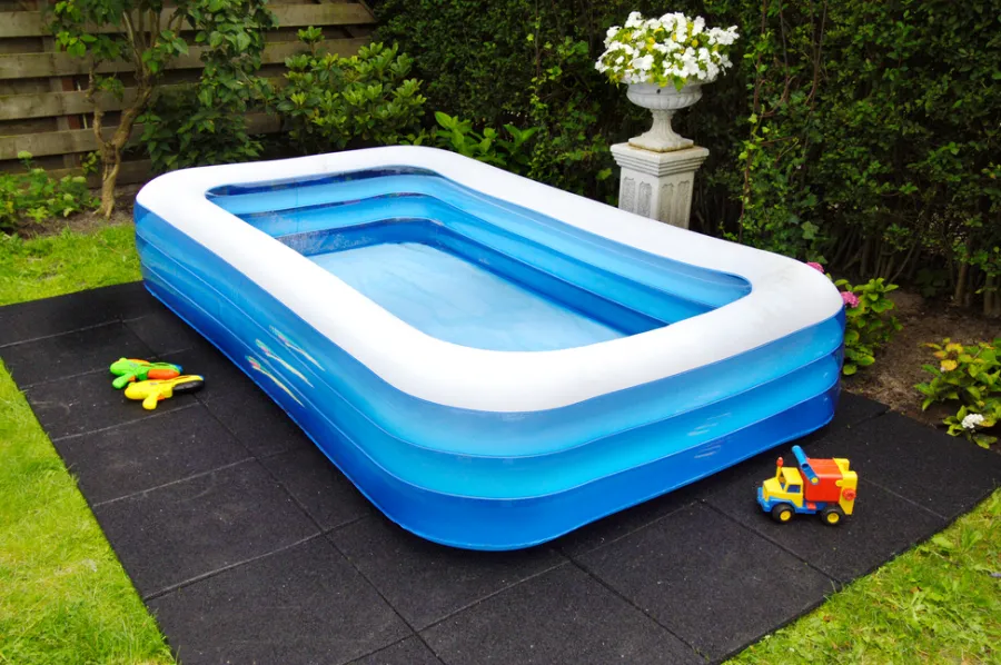 Outlet Gummifliser 40 x 40 x 2,5 cm