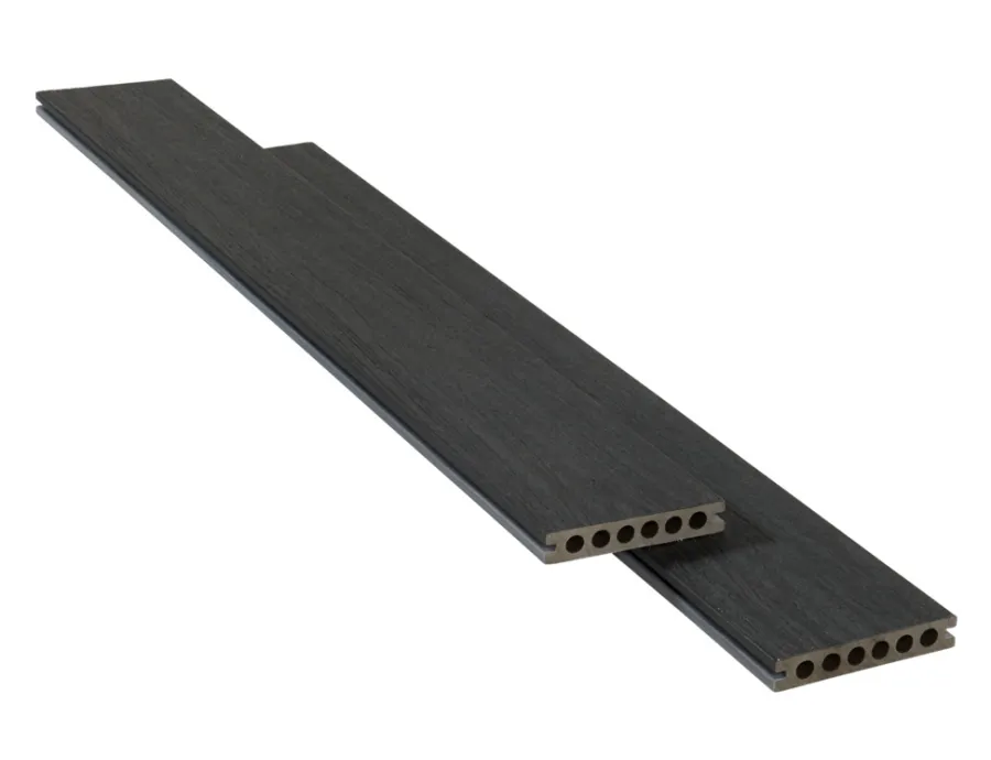 Kirkedal by TreeTops Heimdal terrassebord kompositt svart/grå 22x130x4000 mm Black/Grey