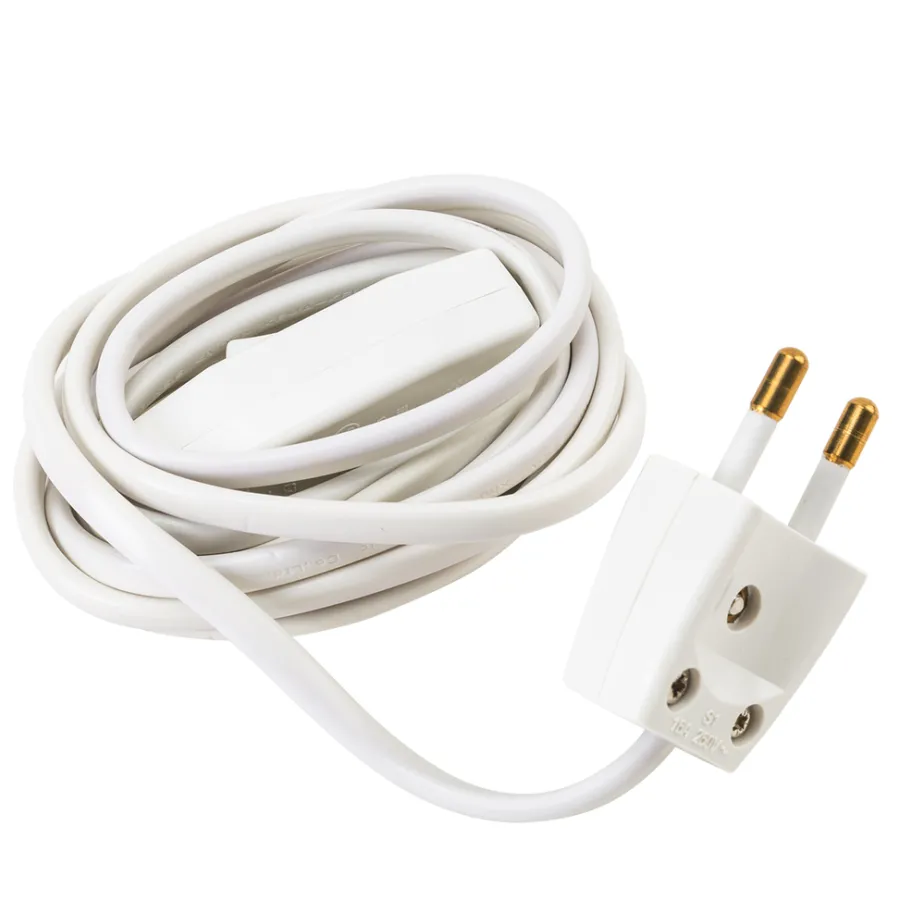 Outlet Elworks Kabelsett med bryter og plugg hvit 2 meter