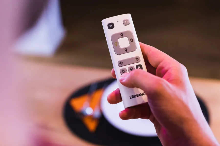 Sale LEDVANCE SMART+ wifi fjernkontroll Svart